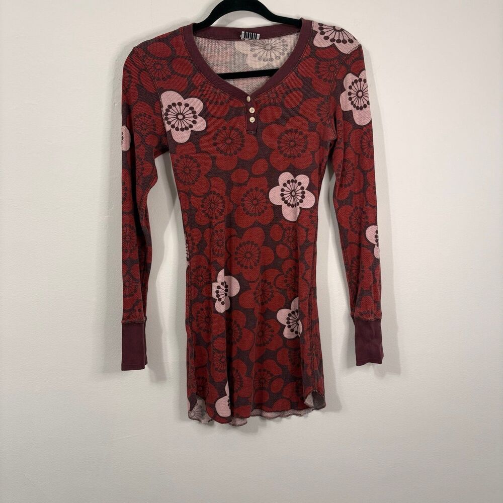 Vintage Scanty Brand Henley Thermal Floral Shirt Sz M Y2K